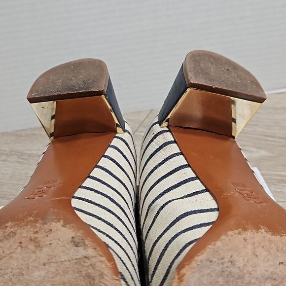 Tory Burch mirror pumps, size 10M, navy/white - Picture 6 of 7